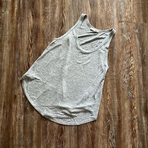 Wilfred Free Gray Sleeveless Scoop Neck Comfy Stretchy Relaxed Tank